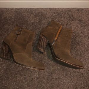 Lucky brand size 10 booties